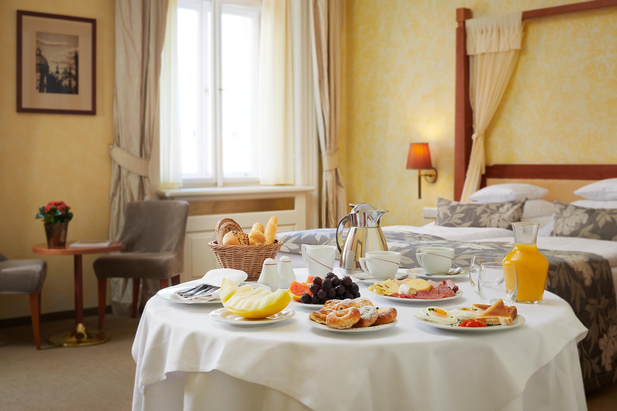 Ventana Hotel Прага Екстериор снимка