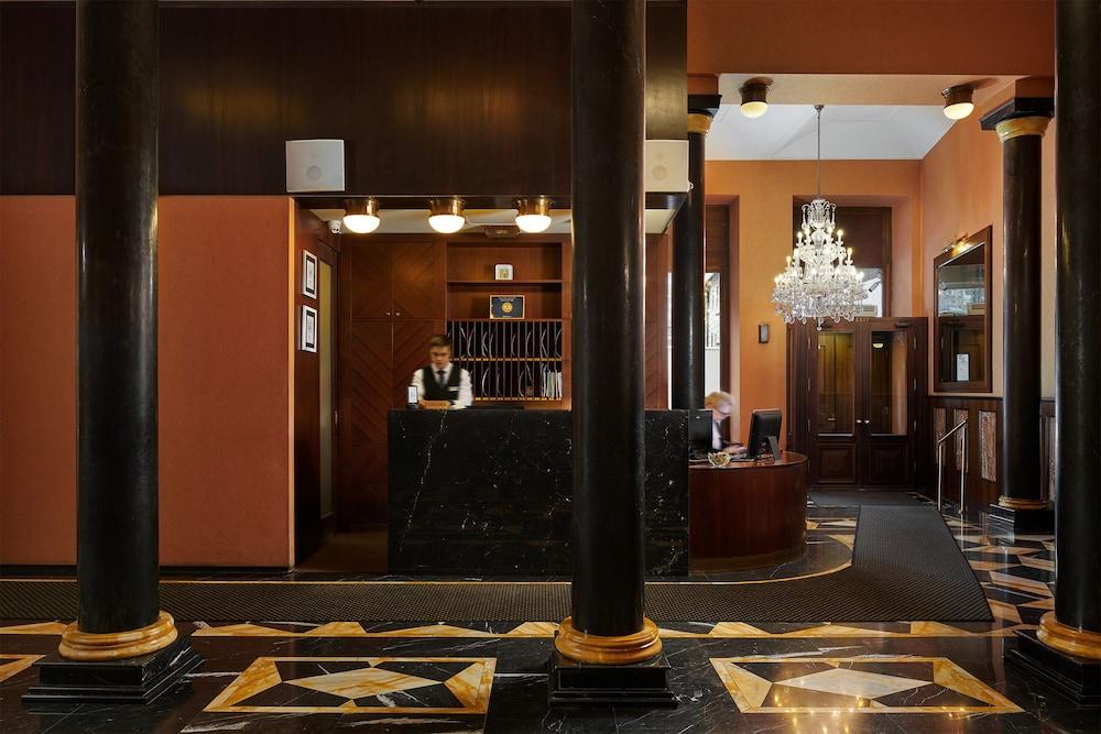 Ventana Hotel Прага Екстериор снимка