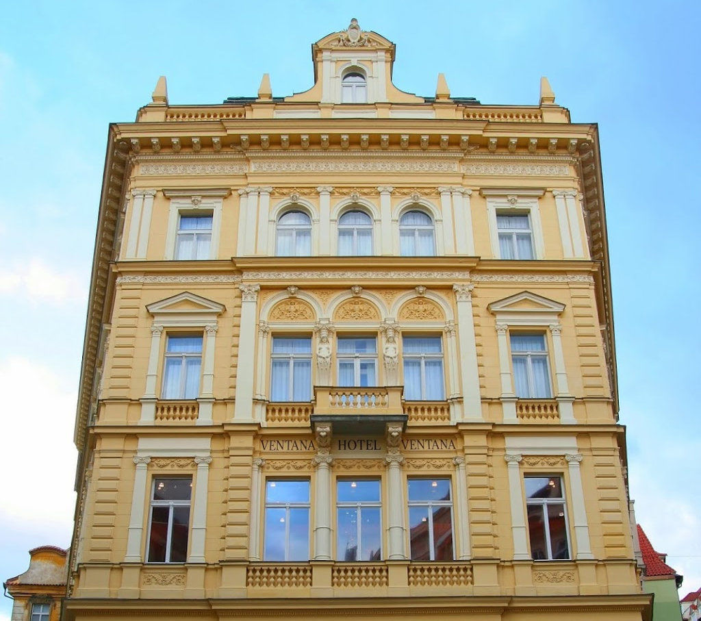Ventana Hotel Прага Екстериор снимка